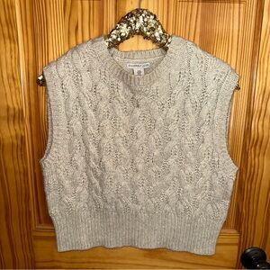 ✨ Sincerely Jules | NWOT sweater vest